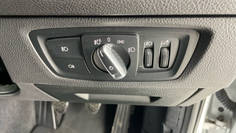 BMW 1 Series 118i [1.5] SE 5dr [Nav] Petrol Hatchback